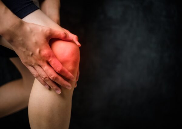 スポーツで起きる怪我の一つ、膝靭帯損傷について解説